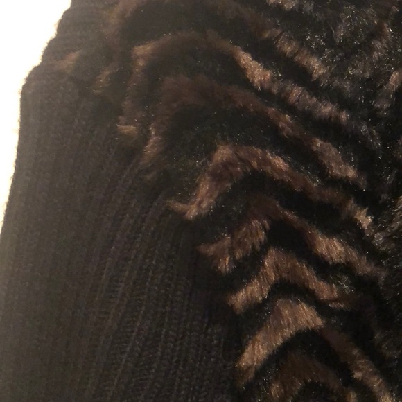 Nina Leonard sweater - Picture 3 of 6